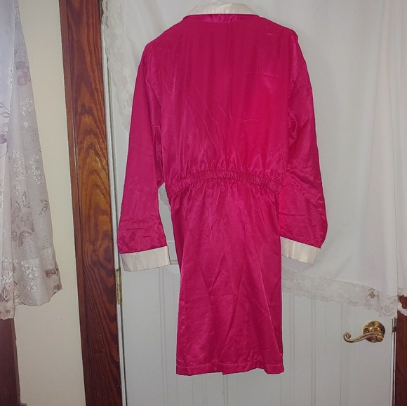 Offer$15🌷Vintage BARBIZON Hot Pink Silky Robe - Picture 3 of 8